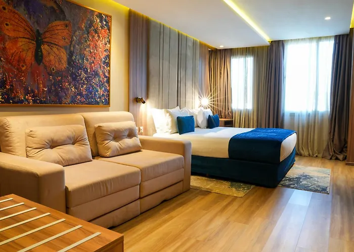 First Suites Hôtel